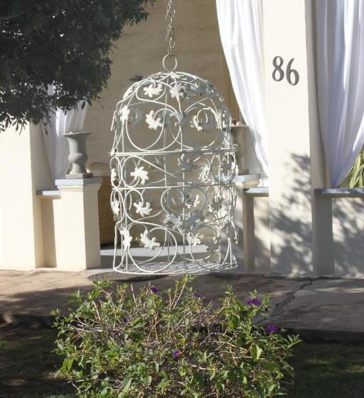 פנסיון 86 On Jubilee