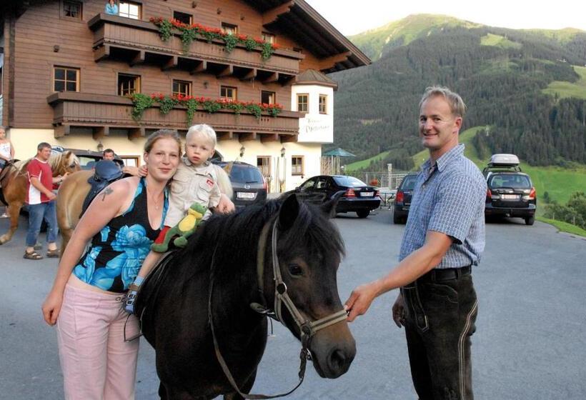 هتل Ferienhof Pfefferbauer