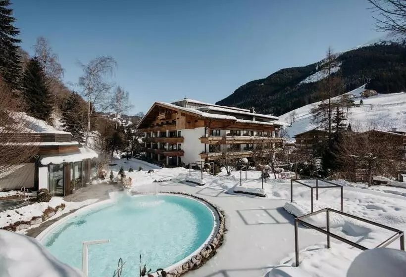 Hotelli Theresi Appartements