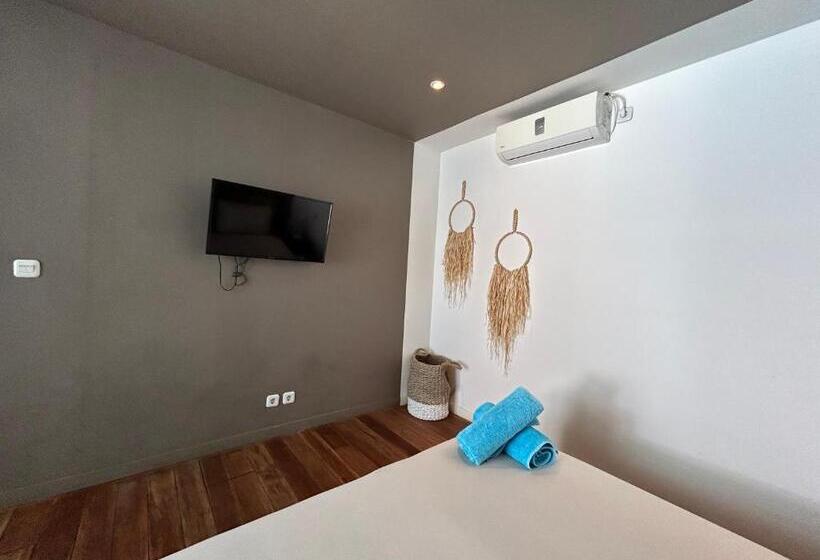 بنسيون Meno Suites