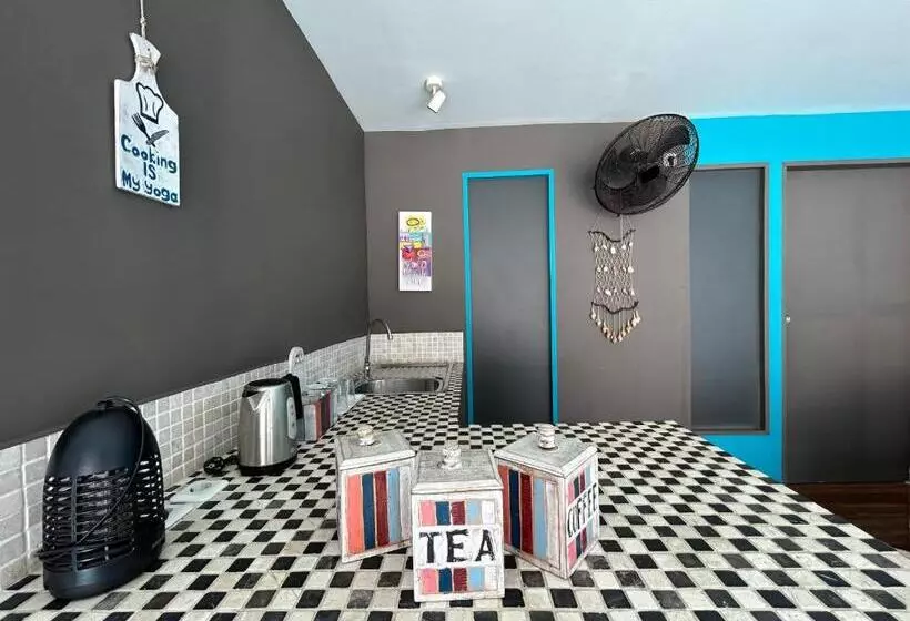 ペンション Meno Suites