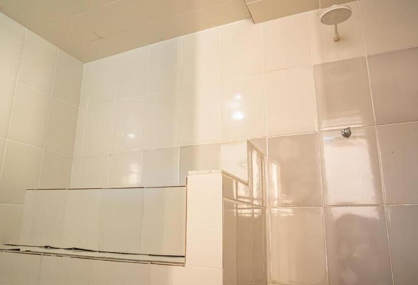 Pensão Pousada Locomotiva 206