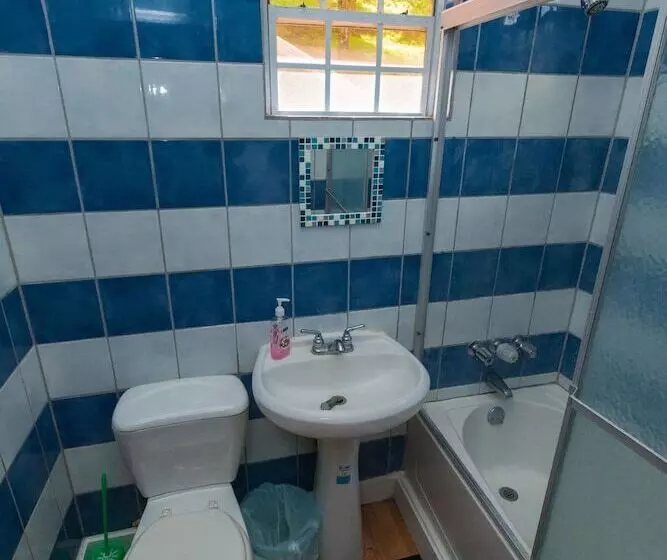 پانسیون Serenity Escape St Lucia