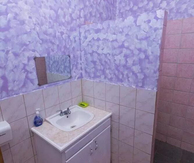 پانسیون Serenity Escape St Lucia