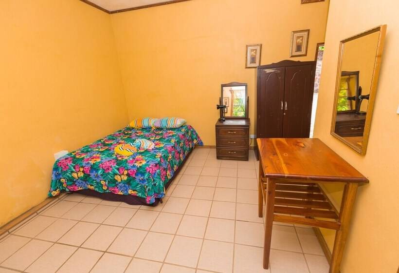 پانسیون Serenity Escape St Lucia