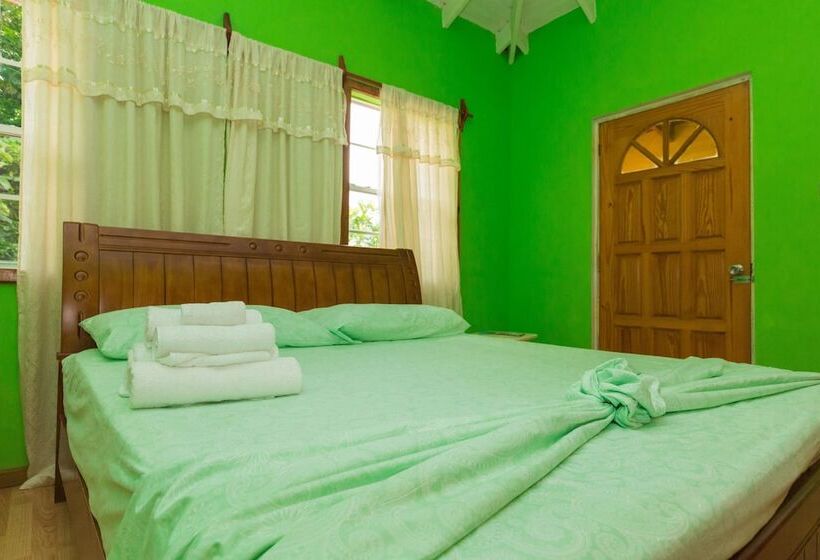 پانسیون Serenity Escape St Lucia