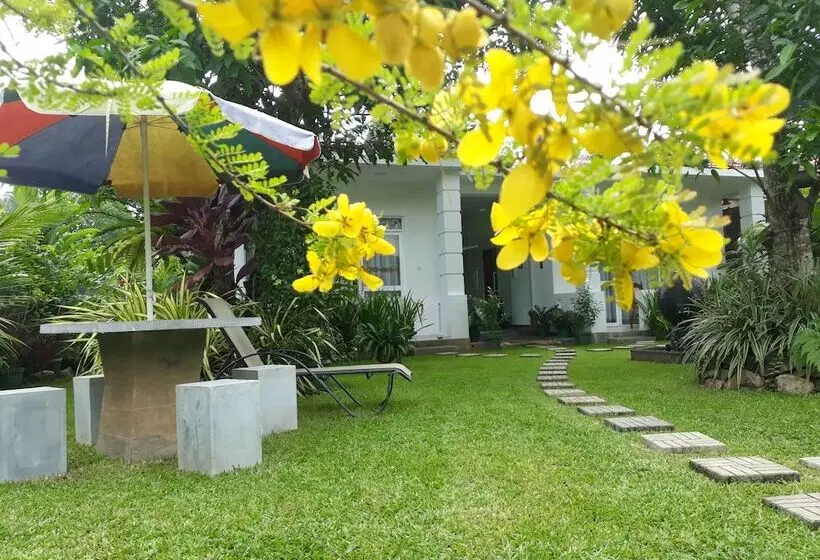 پانسیون Villa Olga