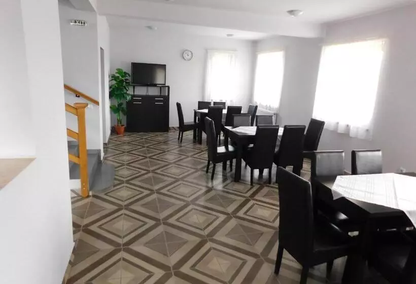 ホテル Pensiunea Agroturistica Havanna