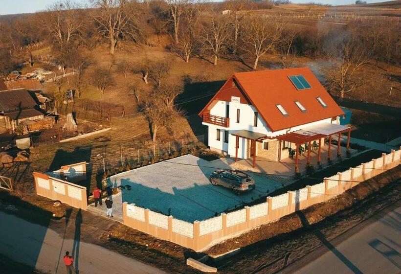 فندق Pensiunea Agroturistica Havanna