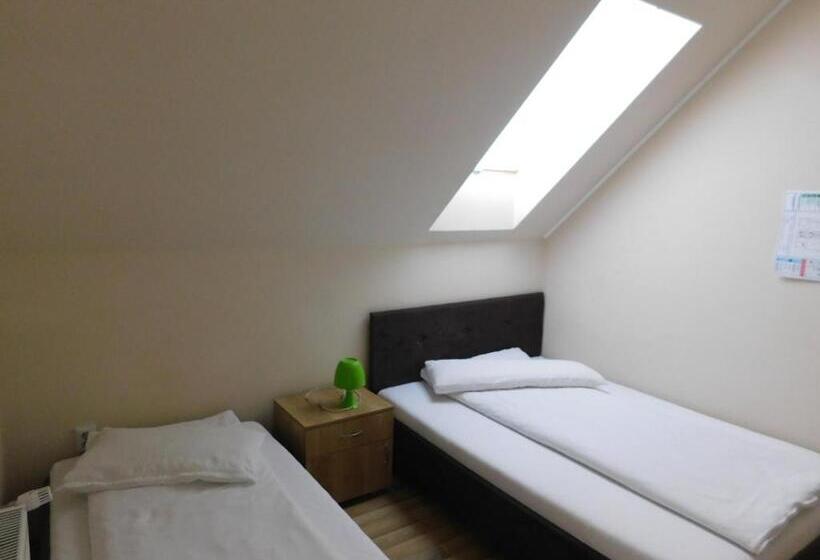 فندق Pensiunea Agroturistica Havanna