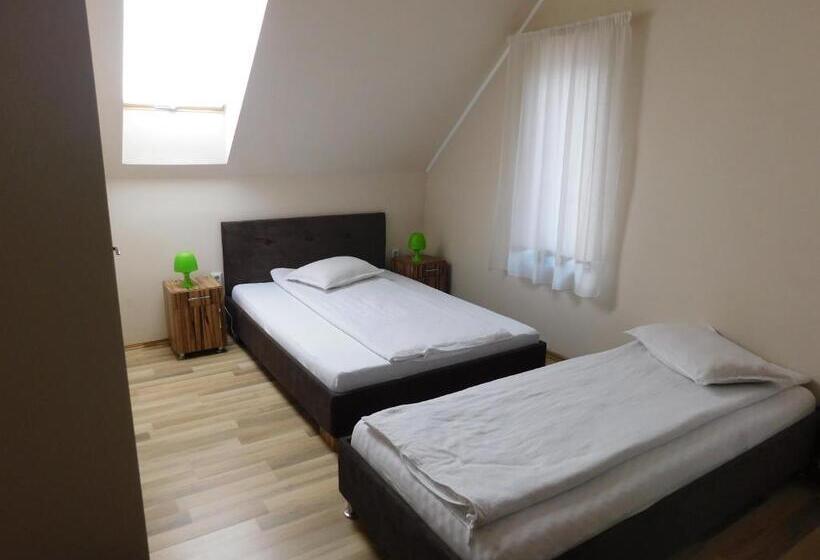 فندق Pensiunea Agroturistica Havanna