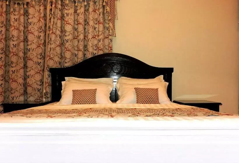 Latheqiya Palace Hotel Suites