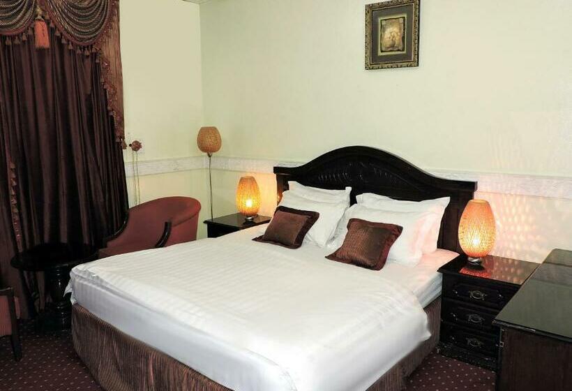 Latheqiya Palace Hotel Suites