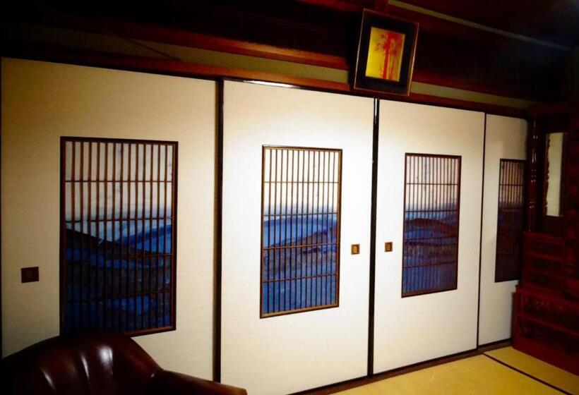 פנסיון Guest House Toranjyo Lit