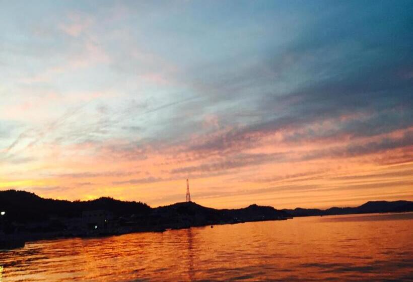 פנסיון Guest House Toranjyo Lit