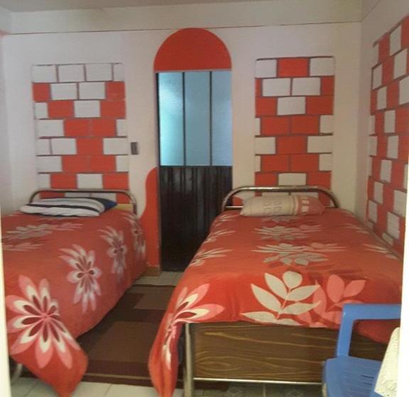 پانسیون Hostal La Casa Del Sol