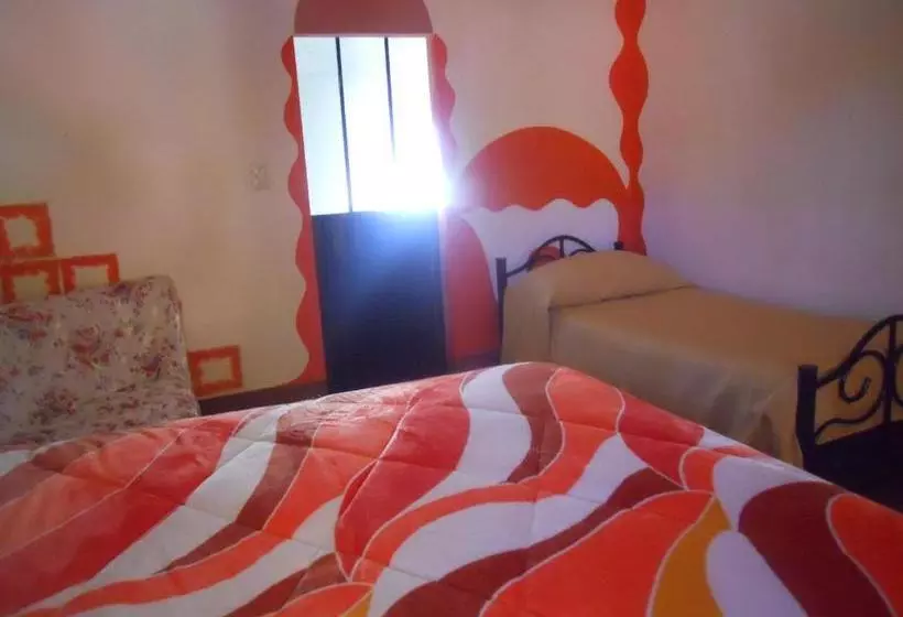 پانسیون Hostal La Casa Del Sol