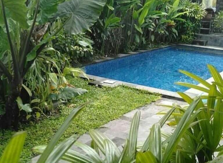 Panzió Jukung Dua Guest House