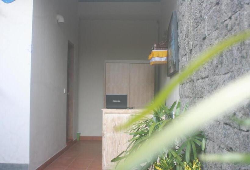 Panzió Jukung Dua Guest House