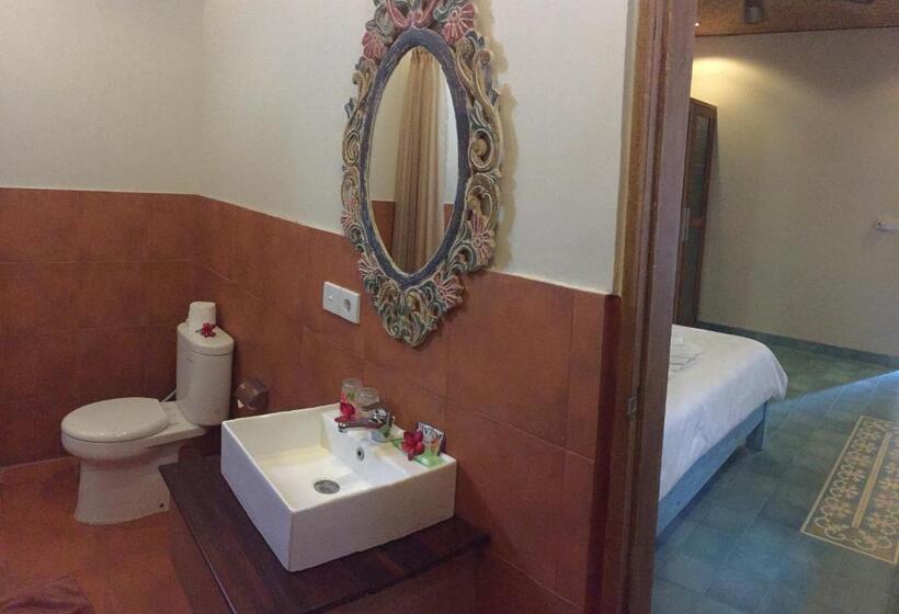 Panzió Jukung Dua Guest House