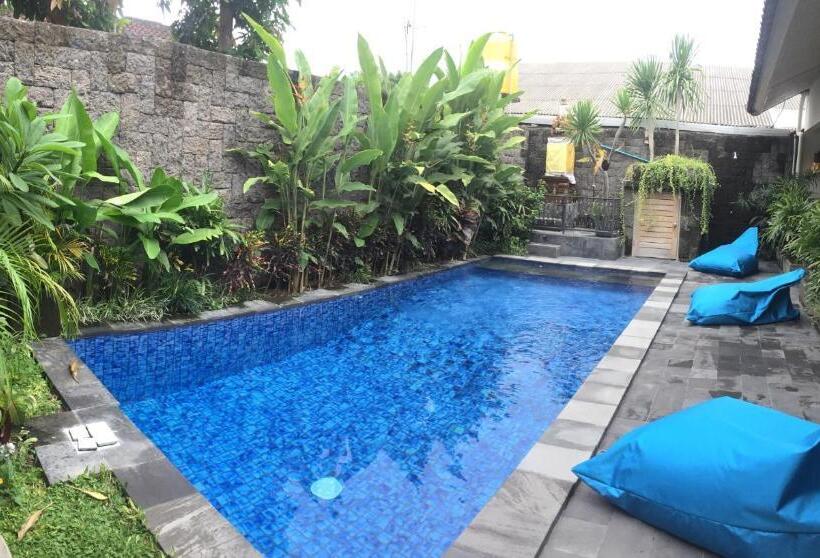 Panzió Jukung Dua Guest House