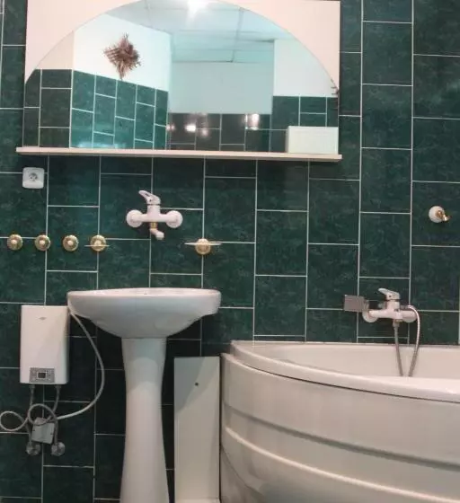 Majatalo Penzion V Ráji