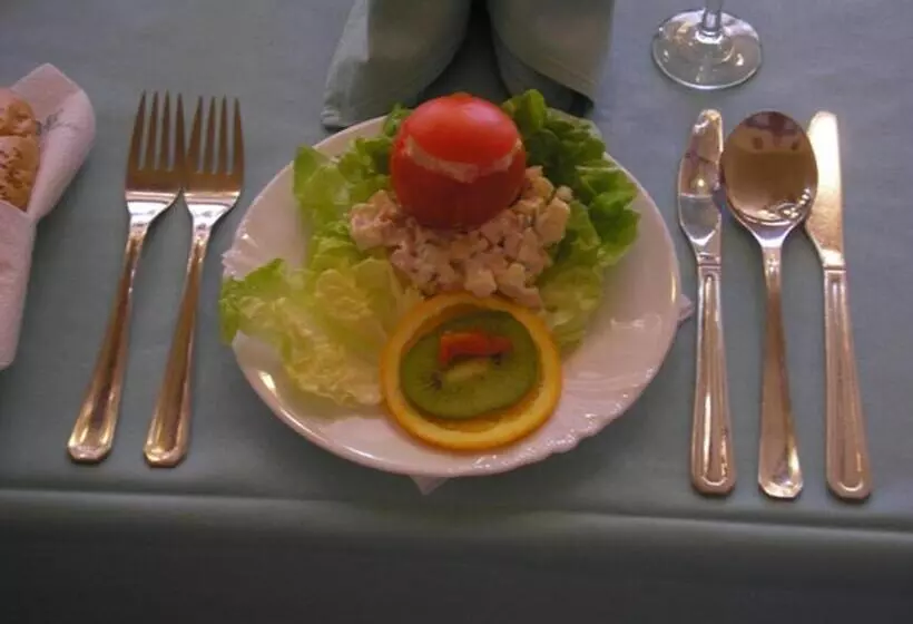 Majatalo Penzion V Ráji