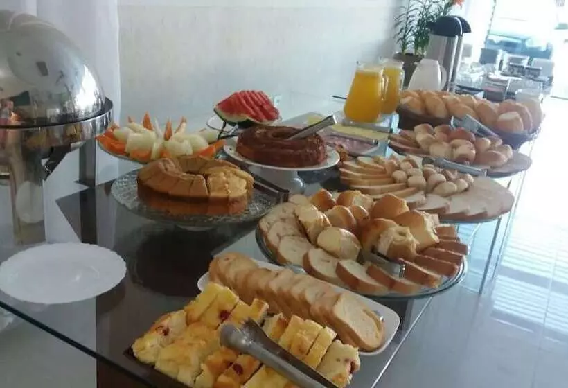 Pensão Pousada Raios De Sol Indaia