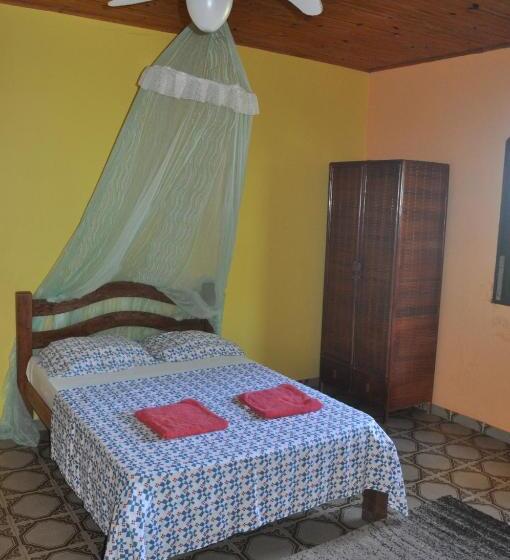 פנסיון Sitiopousada.  Os Tres