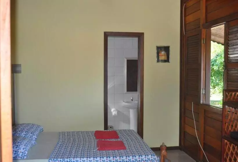 ペンション Sitiopousada.  Os Tres