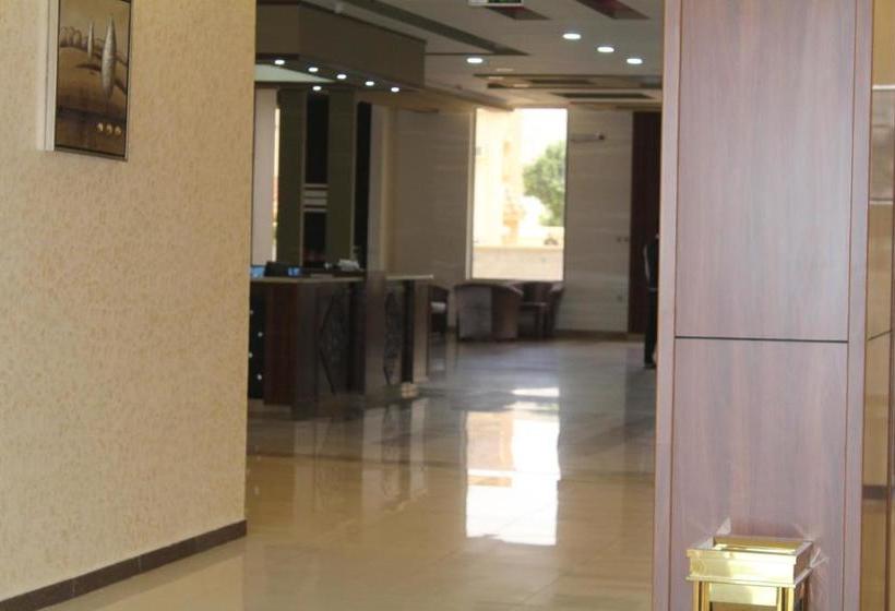 Clouds And Stars Aparthotel 2