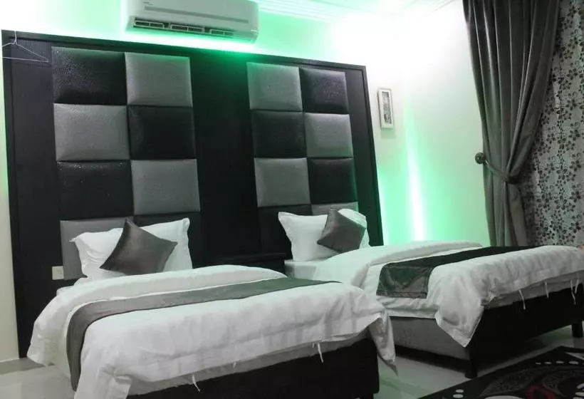 Clouds And Stars Aparthotel 2