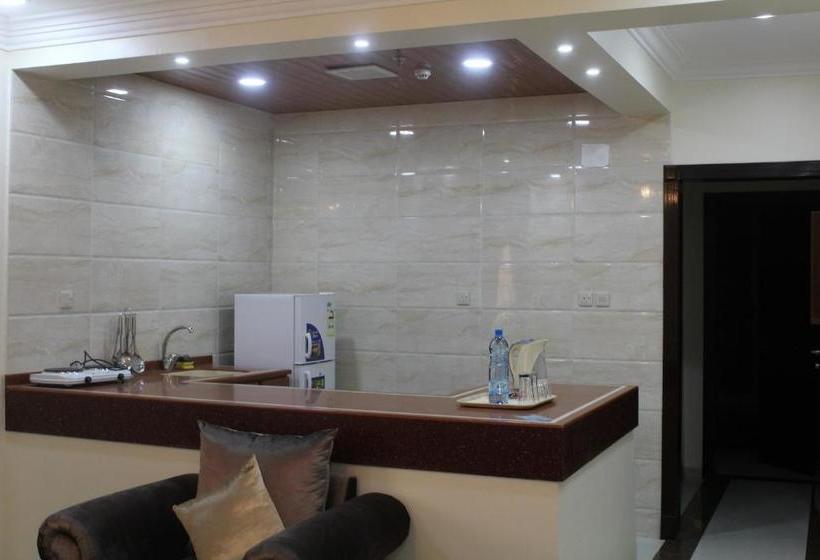 Clouds And Stars Aparthotel 2