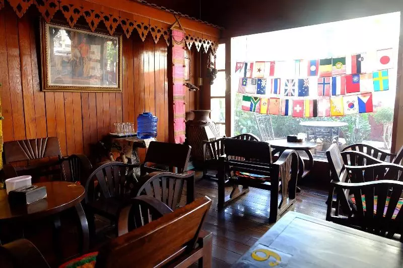 Majatalo Auntie S Coffee Guesthouse