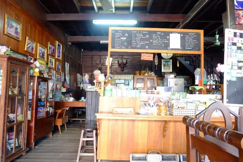 Majatalo Auntie S Coffee Guesthouse