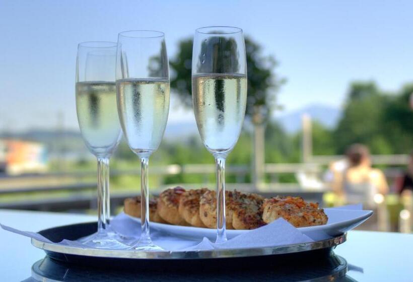 הוסטל Gasthof Seefeld