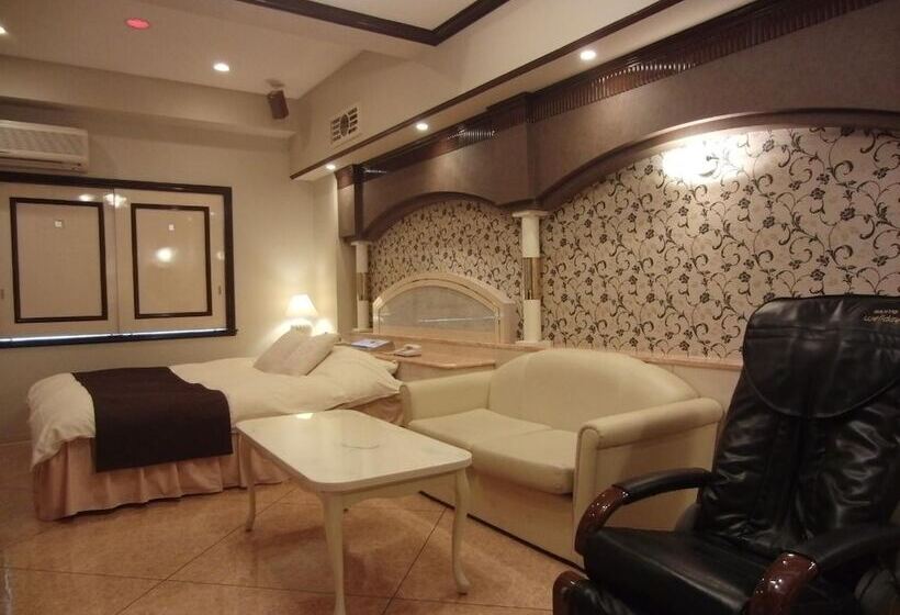 בית מלון כפרי Hyper Noah