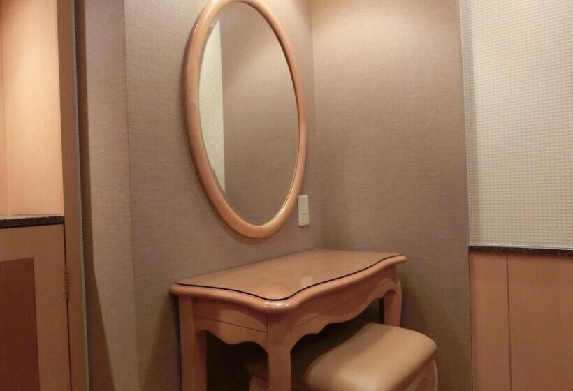 בית מלון כפרי Hyper Noah