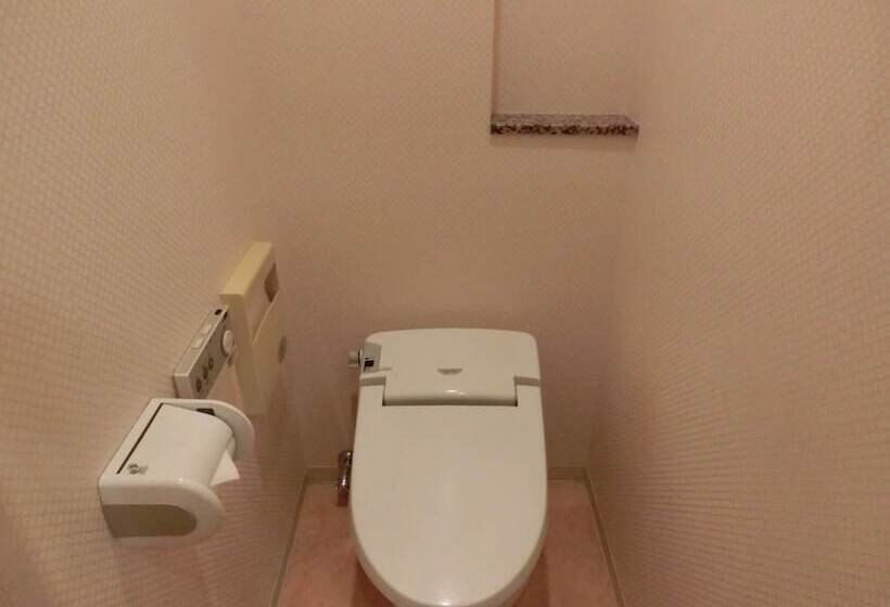 בית מלון כפרי Hyper Noah