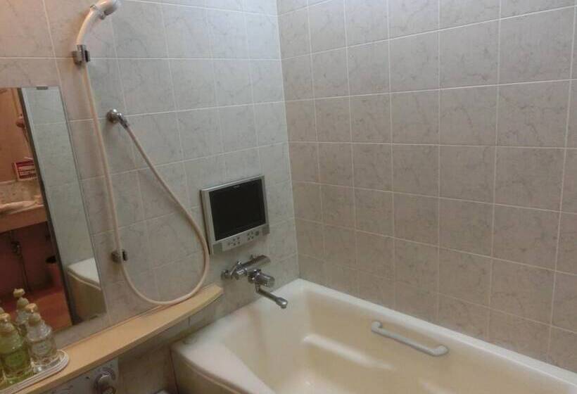 בית מלון כפרי Hyper Noah