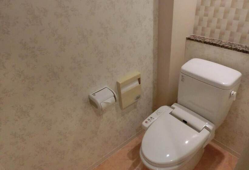 בית מלון כפרי Hyper Noah