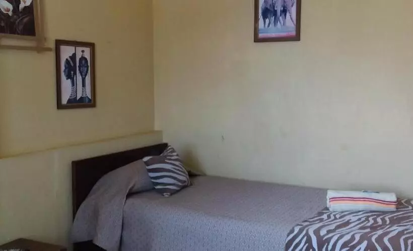 پانسیون Hostal Tunquelen