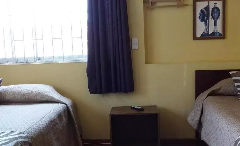 پانسیون Hostal Tunquelen