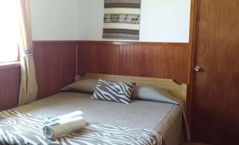 پانسیون Hostal Tunquelen