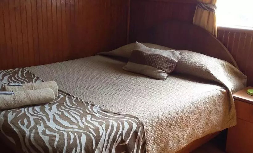 پانسیون Hostal Tunquelen