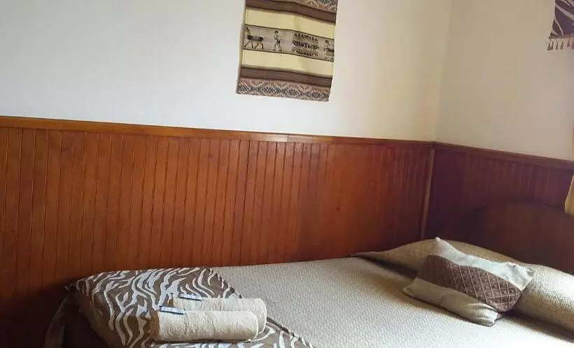 پانسیون Hostal Tunquelen