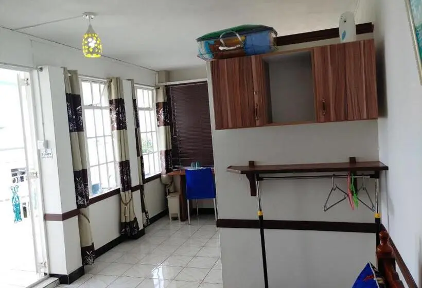 پانسیون Orient Guesthouse Auberge