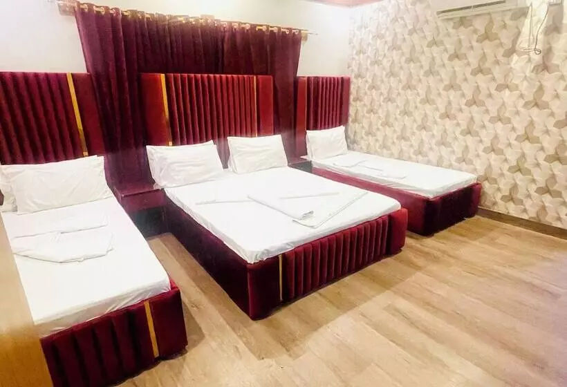 Pension Rehaish Inn Model Colony