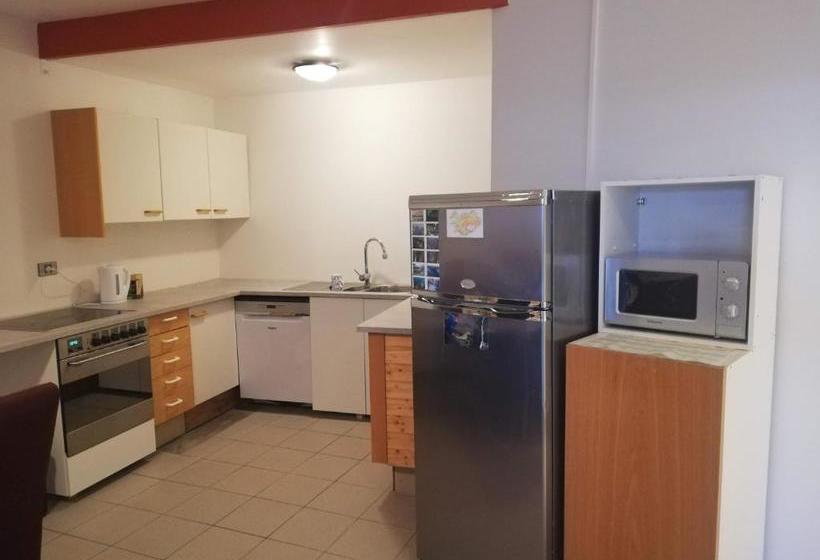 پانسیون Reykjanes Guesthouse