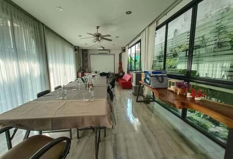 פנסיון Anantaya Home
